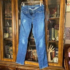 Levi’s “low Skinny 531 TM” jeans. Size 6/28